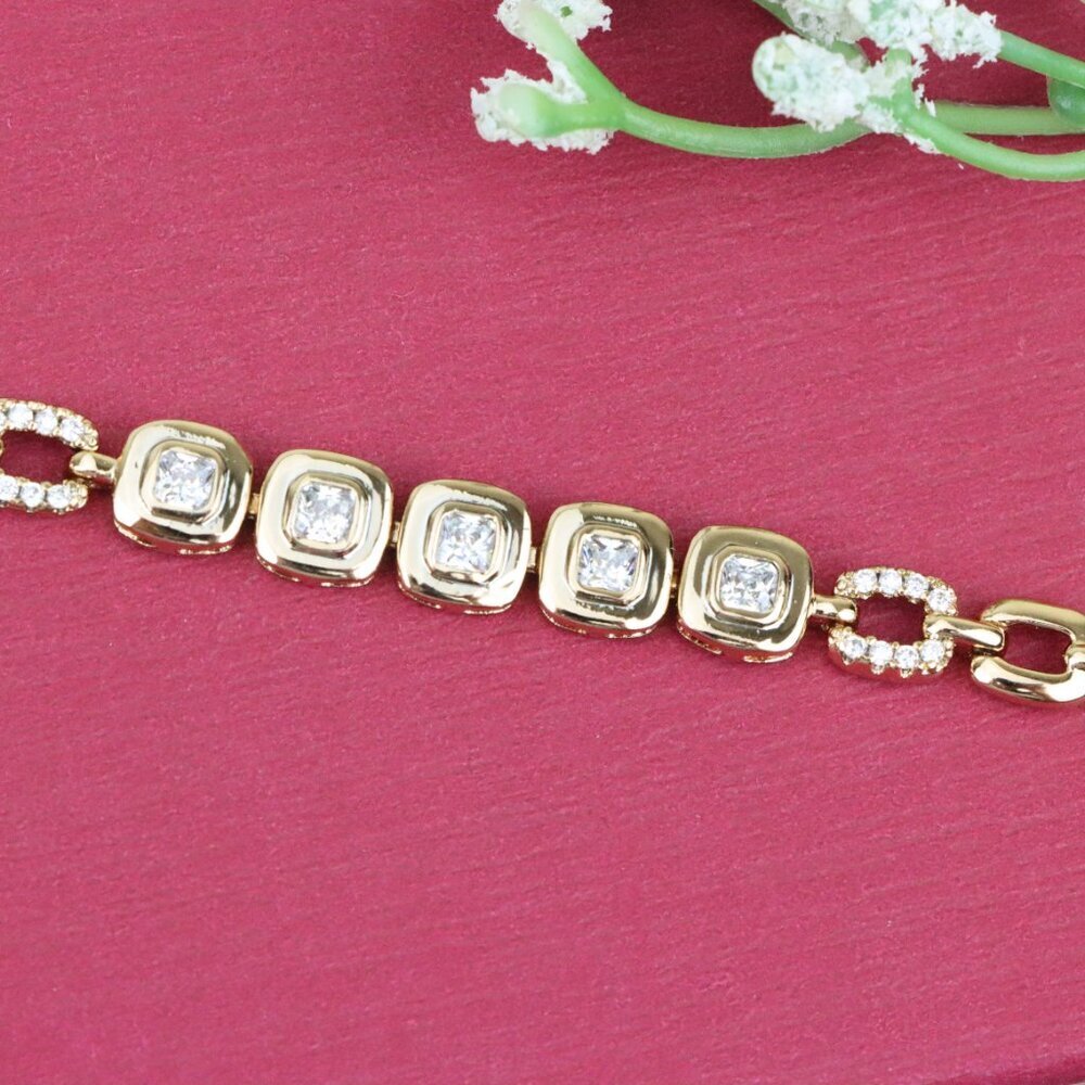 "Cushion Cut Crystal Rose Gold Link Bracelet, XPBL0770 - Picture 10 of 12